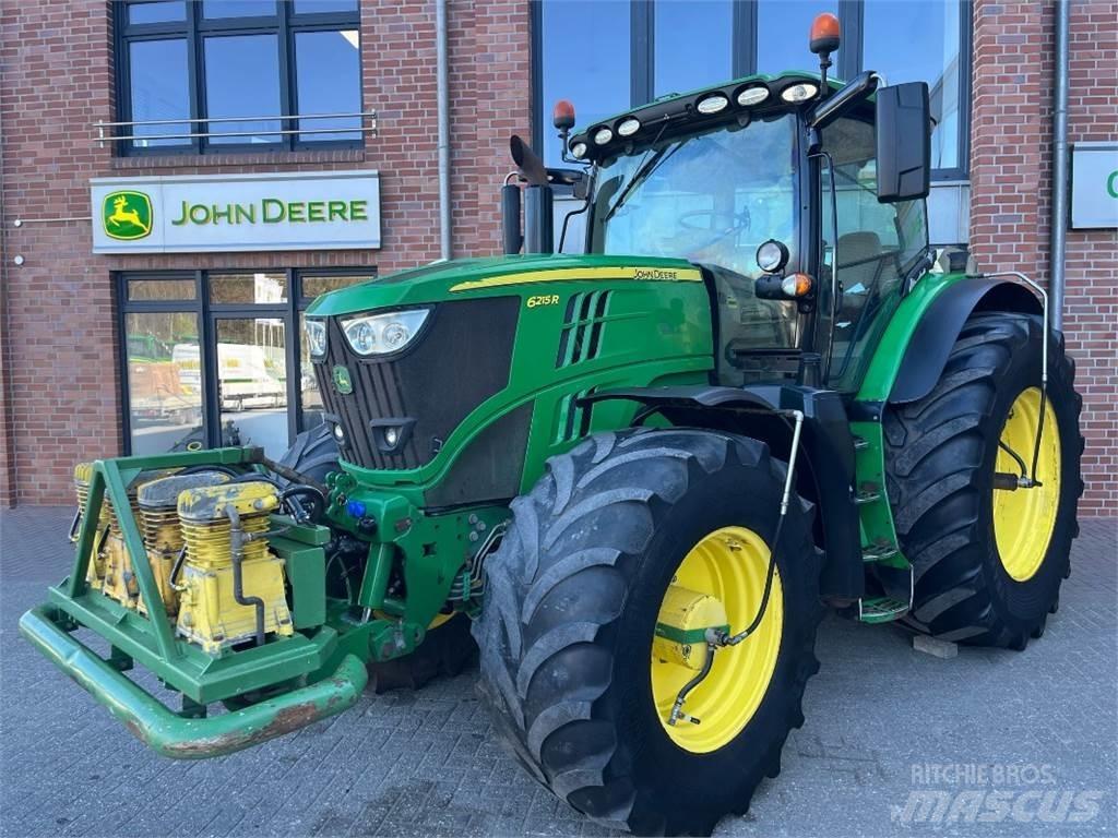 John Deere 6215R Tractoare