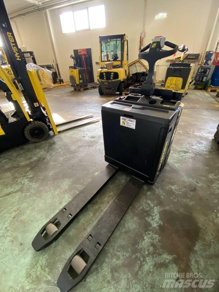 Hyster P2.0S FBW Transpaleta manuala