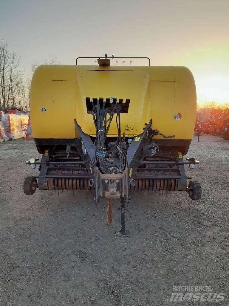 New Holland BB 9080 Masina de balotat cilindric
