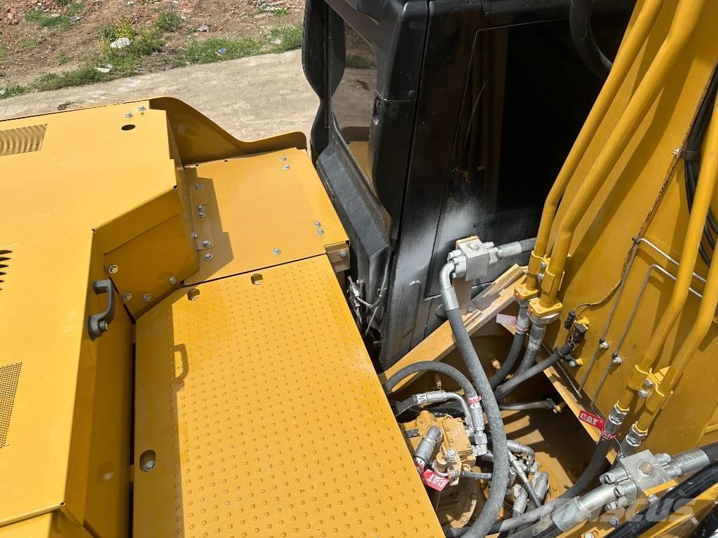 CAT 330 Paleta de manipulare