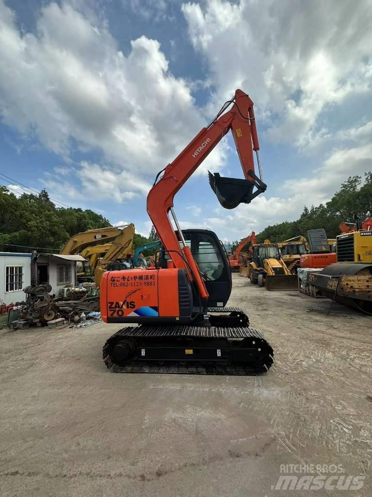 Hitachi ZX 70 Excavatoare pe șenile
