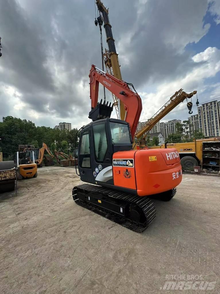 Hitachi ZX 70 Excavatoare pe șenile
