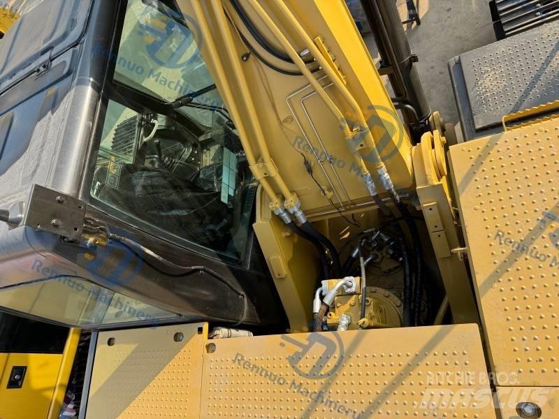 CAT 326D2 Excavatoare pe șenile
