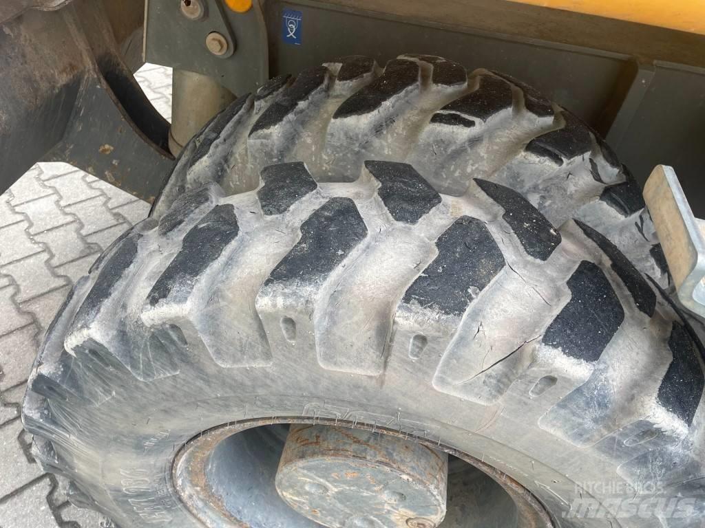 Liebherr A 918 Excavatoare cu roti