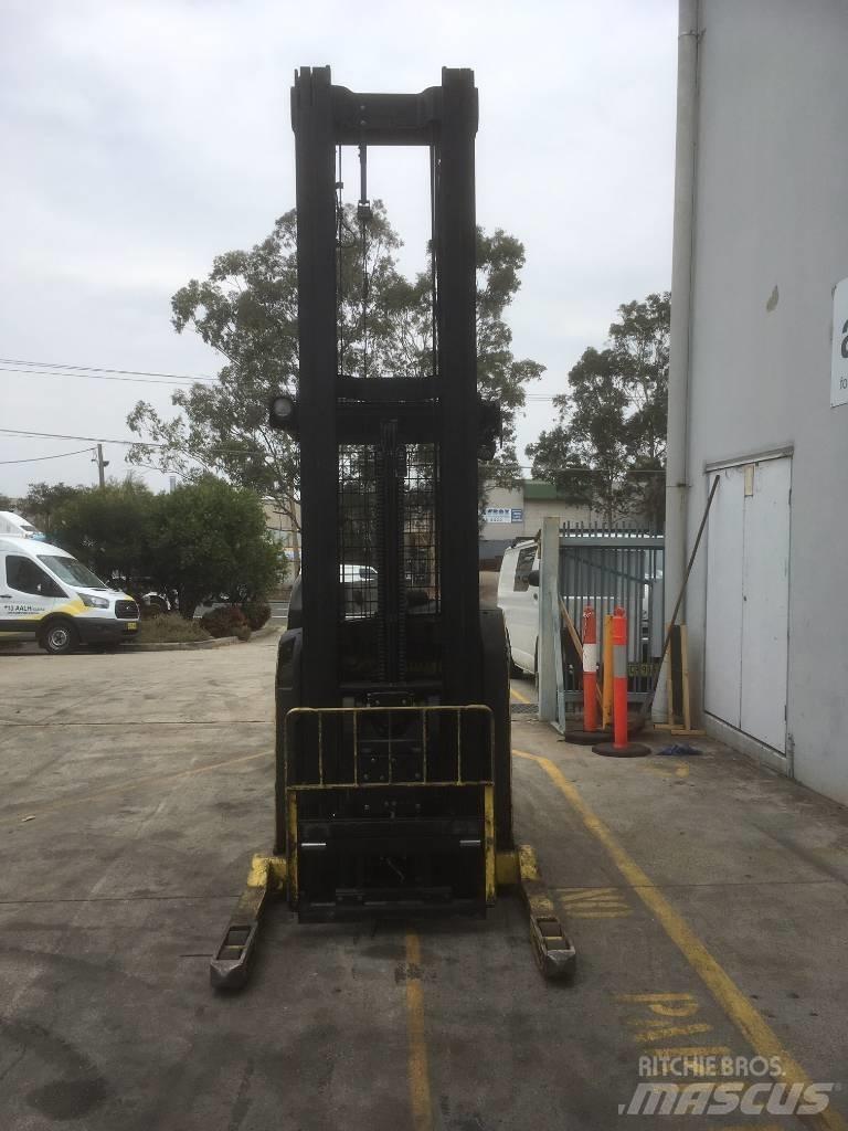 Hyster h10967 Stivuitor cu catarg retractabil