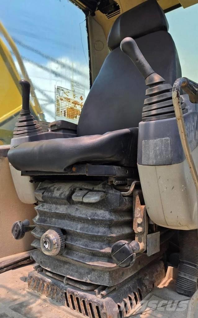 CAT 325 CL Excavatoare pe șenile
