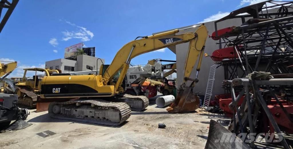 CAT 325 CL Excavatoare pe șenile
