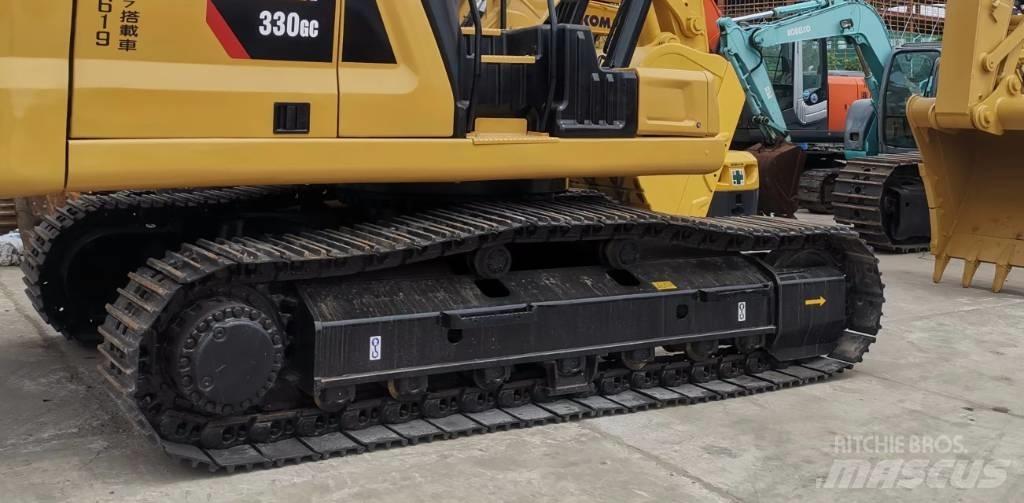 CAT 330 GC Excavatoare pe șenile
