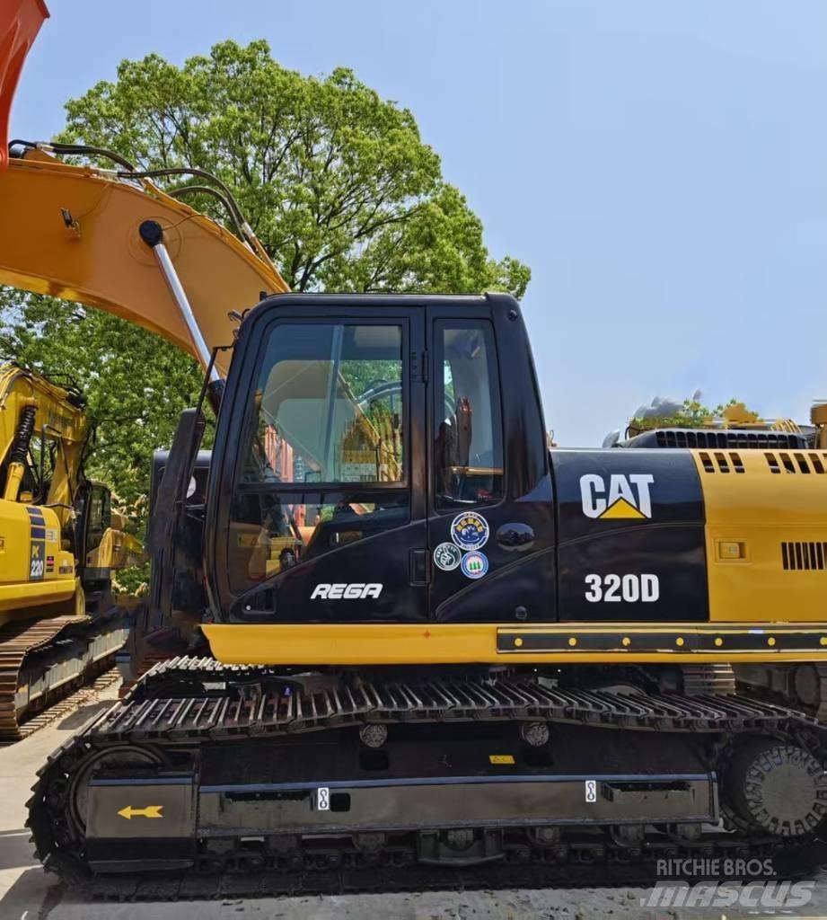 CAT 320 D Excavatoare pe șenile
