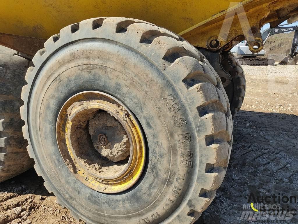Komatsu HM400 Transportoare articulate