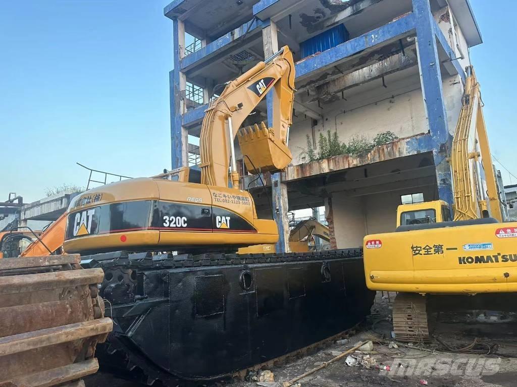 CAT 320 C Excavator amfibiu