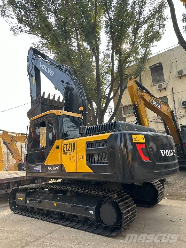 Volvo EC 210 Excavatoare 7t - 12t