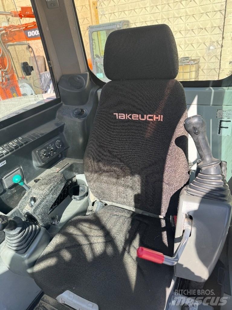 Takeuchi TB290 Excavatoare 7t - 12t