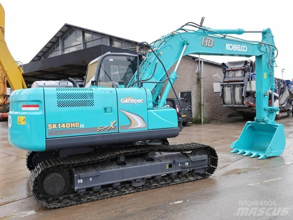 Kobelco SK 140 Excavatoare pe șenile
