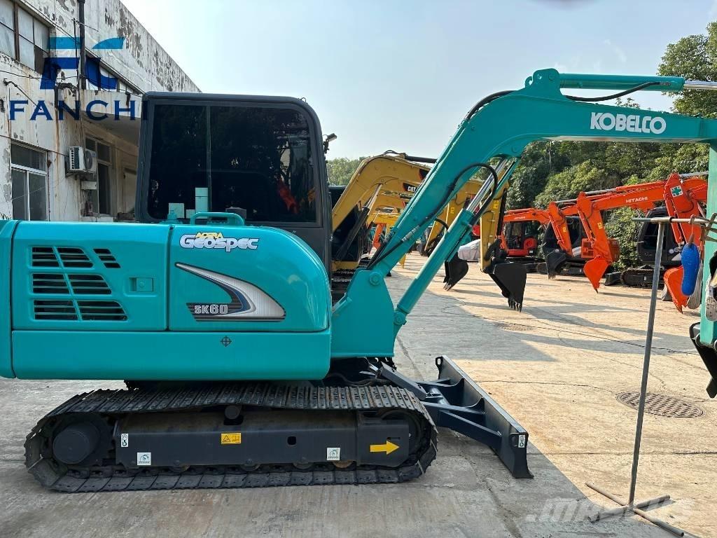 Kobelco SK60-8 Excavatoare pe șenile
