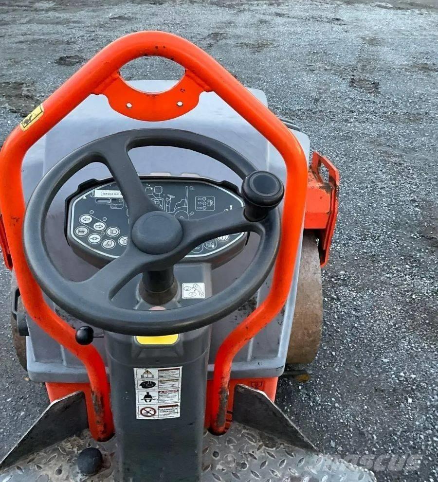Hamm HD 12 VV Cilindri compactori dubli