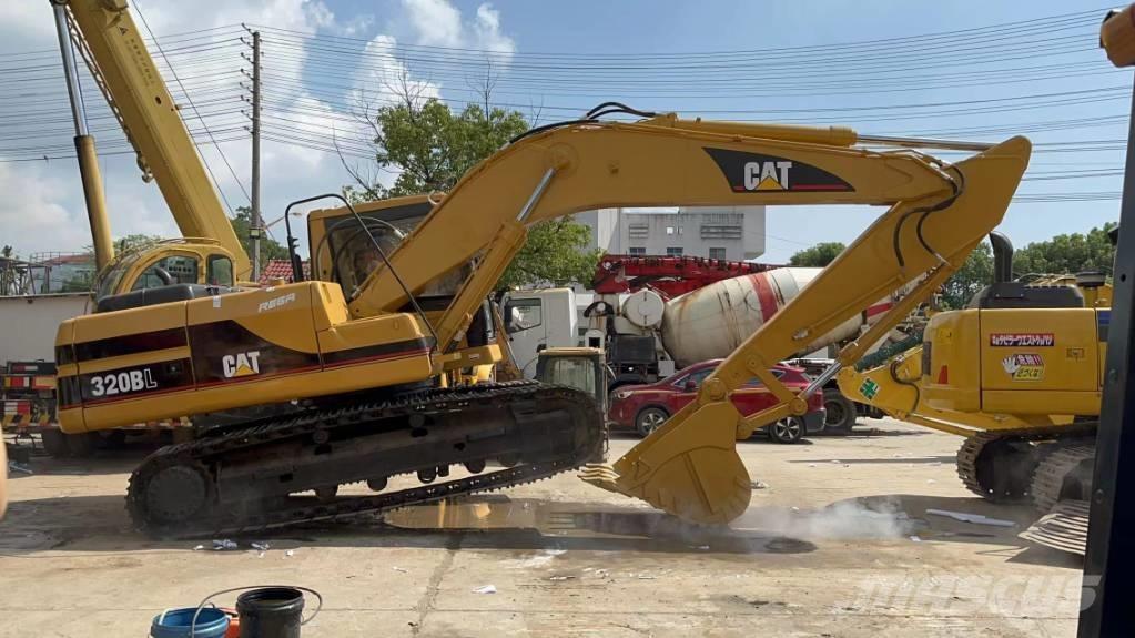 CAT 320 B L Excavatoare pe șenile

