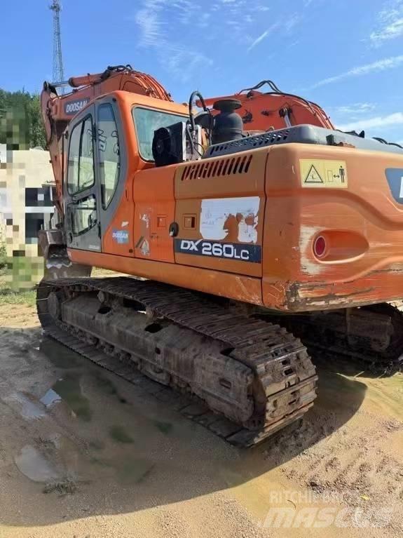 Doosan DX 260LC Excavatoare pe șenile
