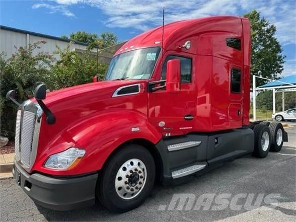 Kenworth T680 Autotractoare