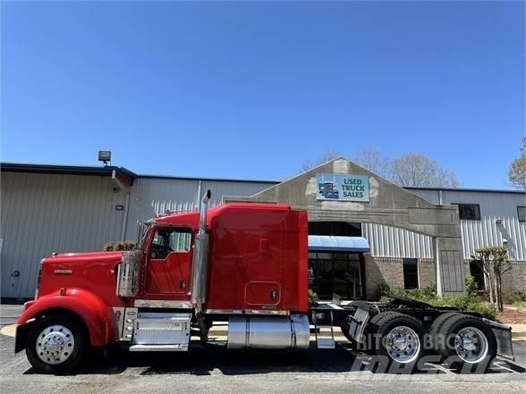 Kenworth W900L Utilaje construcții - Altele