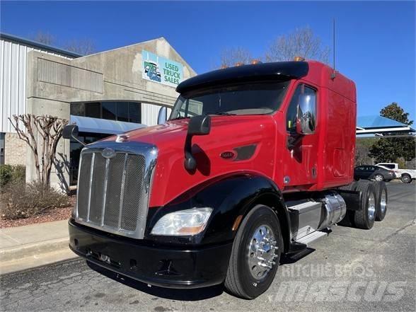 Peterbilt 587 Autotractoare
