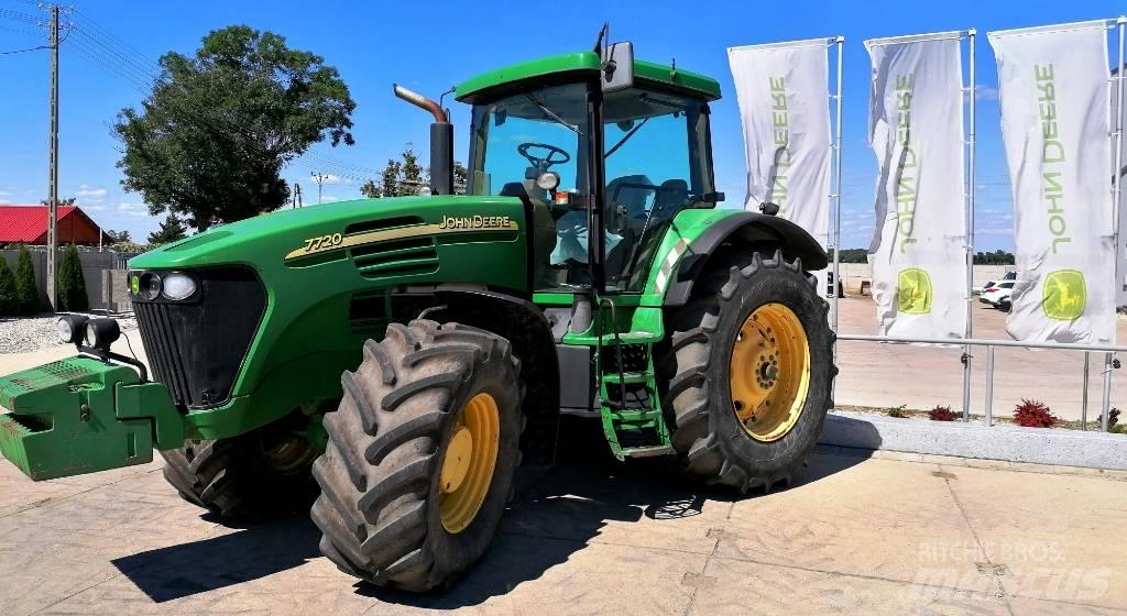 John Deere 7720 Tractoare