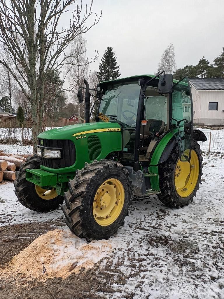 John Deere 5090 M Tractoare