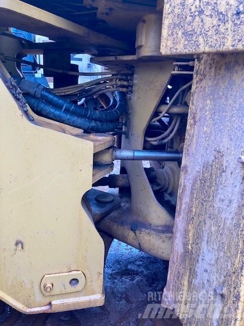 CAT 980 F Incarcator pe pneuri