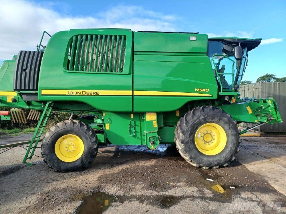 John Deere W 540 Combine de secerat