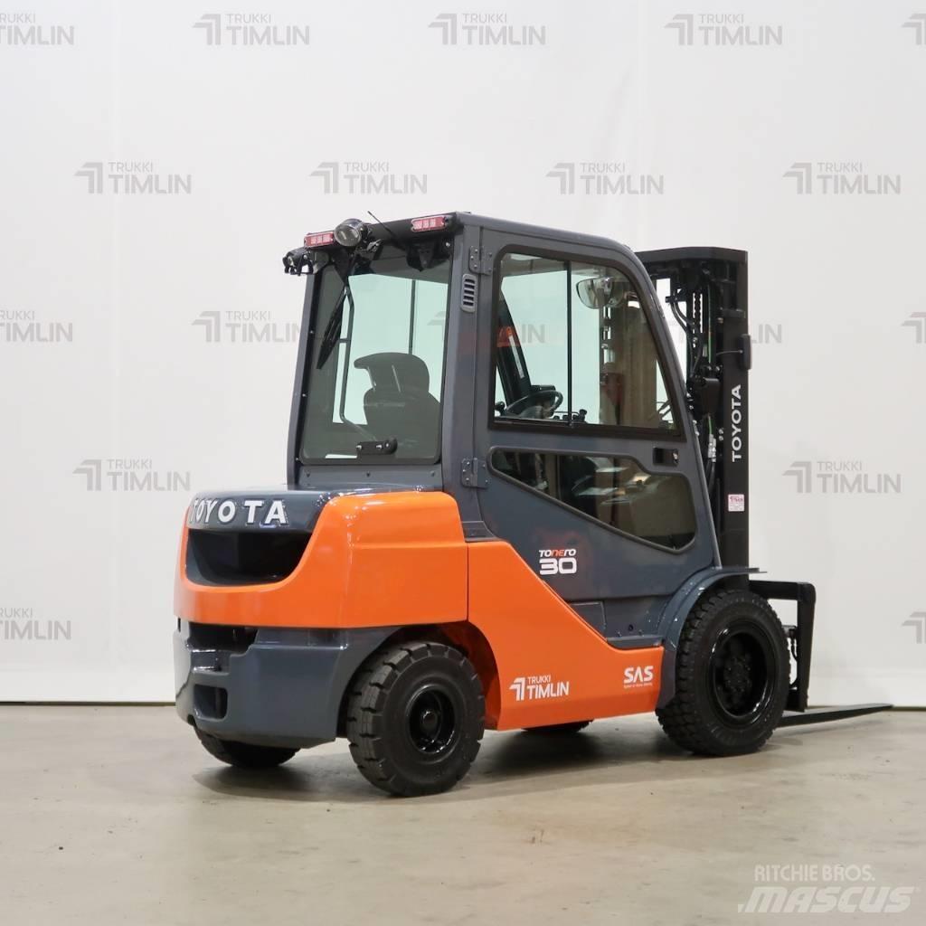 Toyota 02-8FDF30 Stivuitor diesel