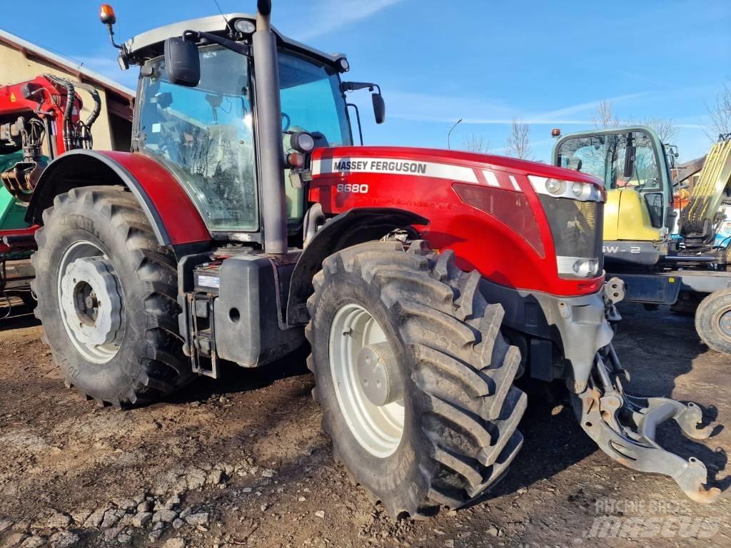 Massey Ferguson 8680 Tractoare