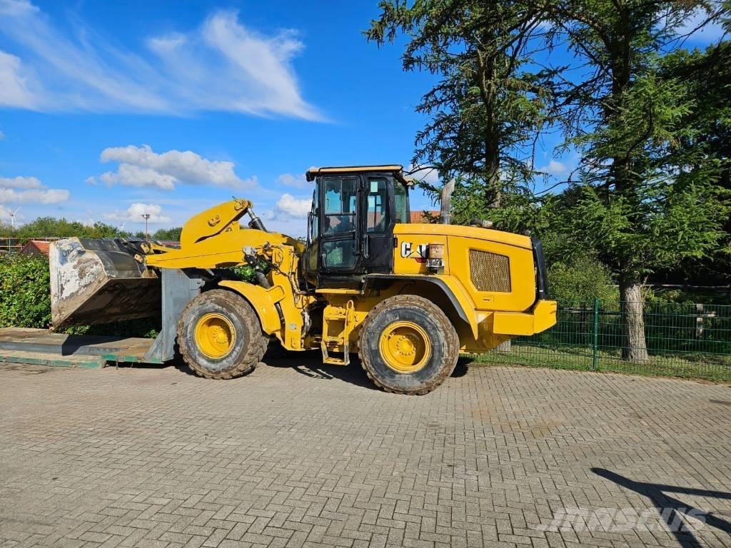 CAT 930 M Incarcator pe pneuri