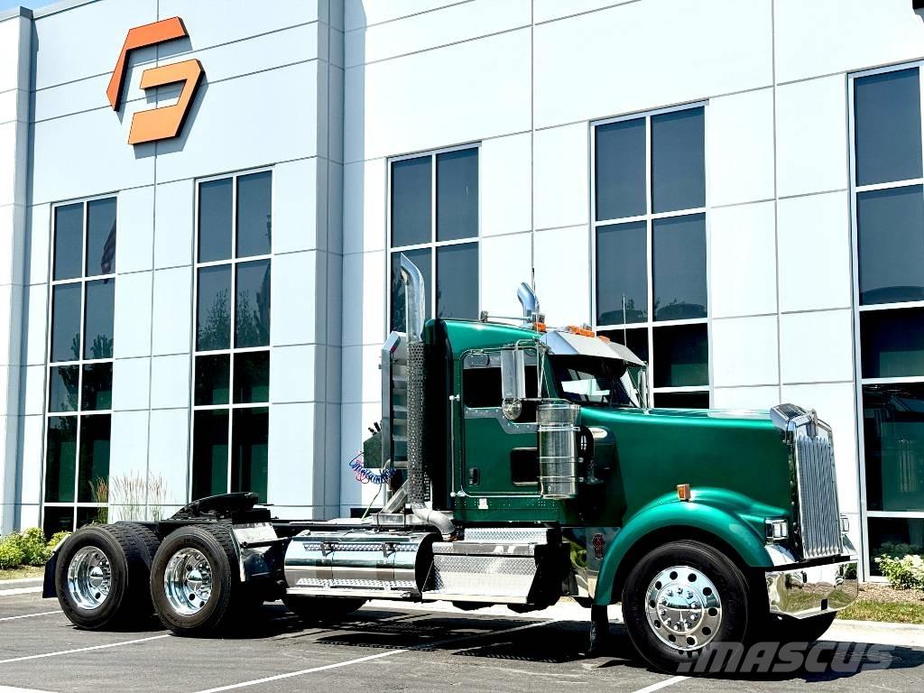 Kenworth W 900 Autotractoare