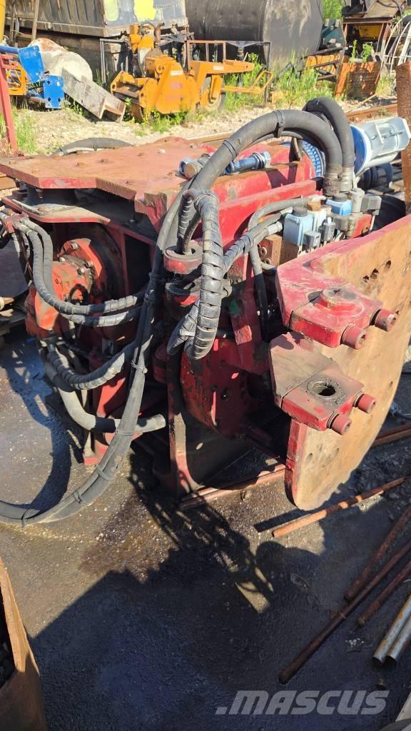 Movax 50 & 80 Vibratoare forare piloni