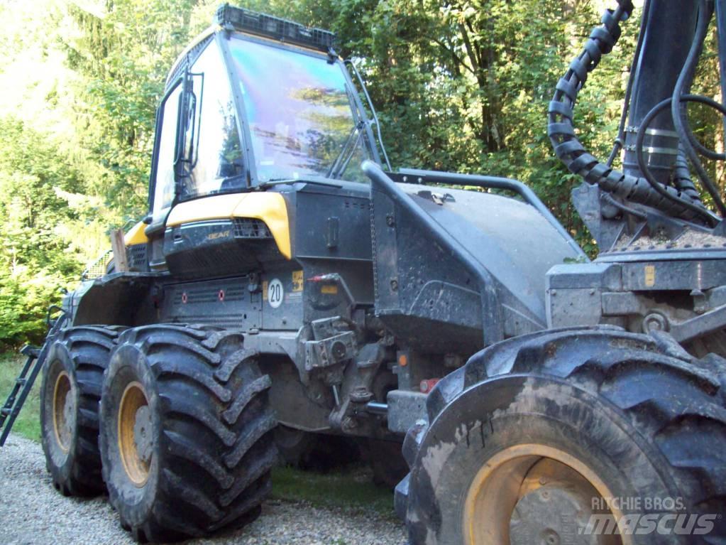 Ponsse Bear 8W Combine forestiere