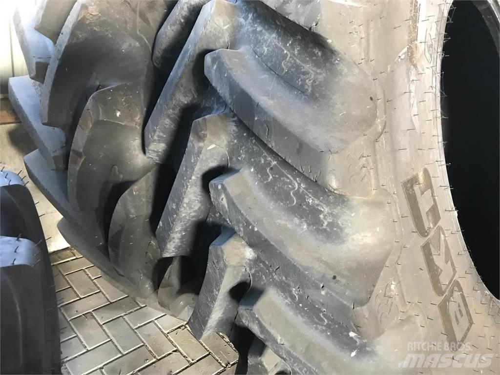 BKT 650/85R42 IF Roti