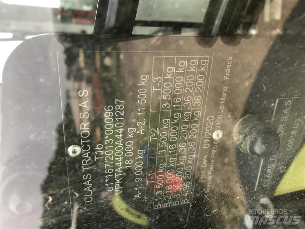 CLAAS Axion 920 Tractoare