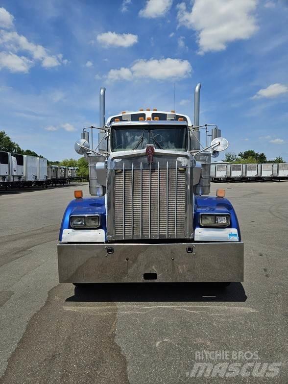 Kenworth W900 Autotractoare