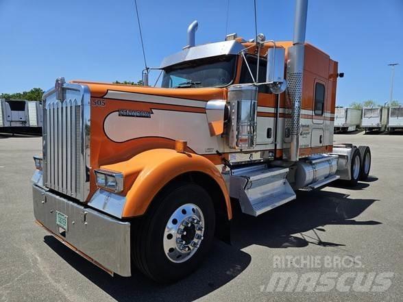 Kenworth W900 Autotractoare