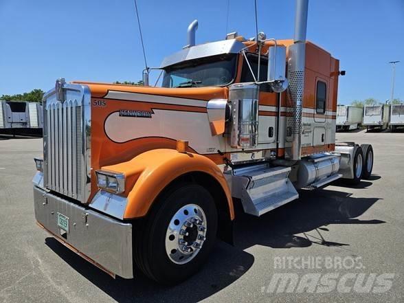 Kenworth W900 Autotractoare