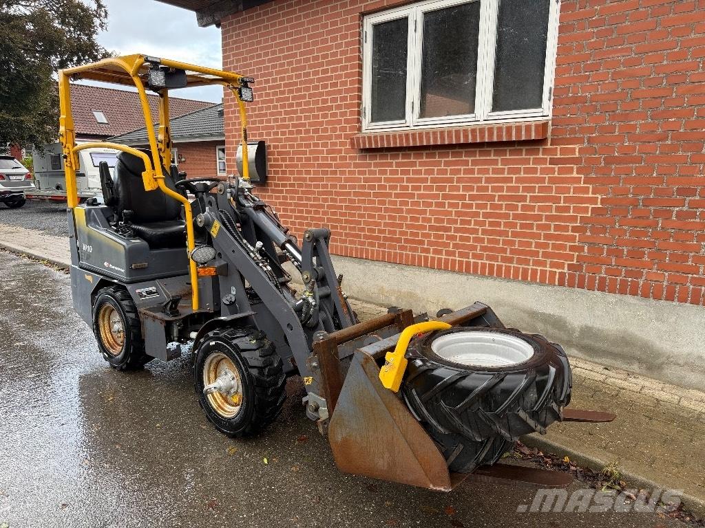 Eurotrac W10 Incarcator pe pneuri