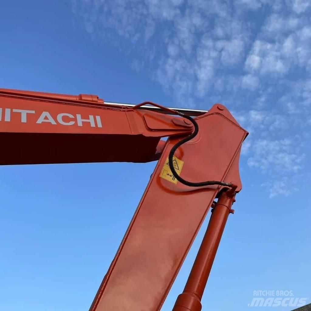 Hitachi ZX200 Excavatoare pe șenile
