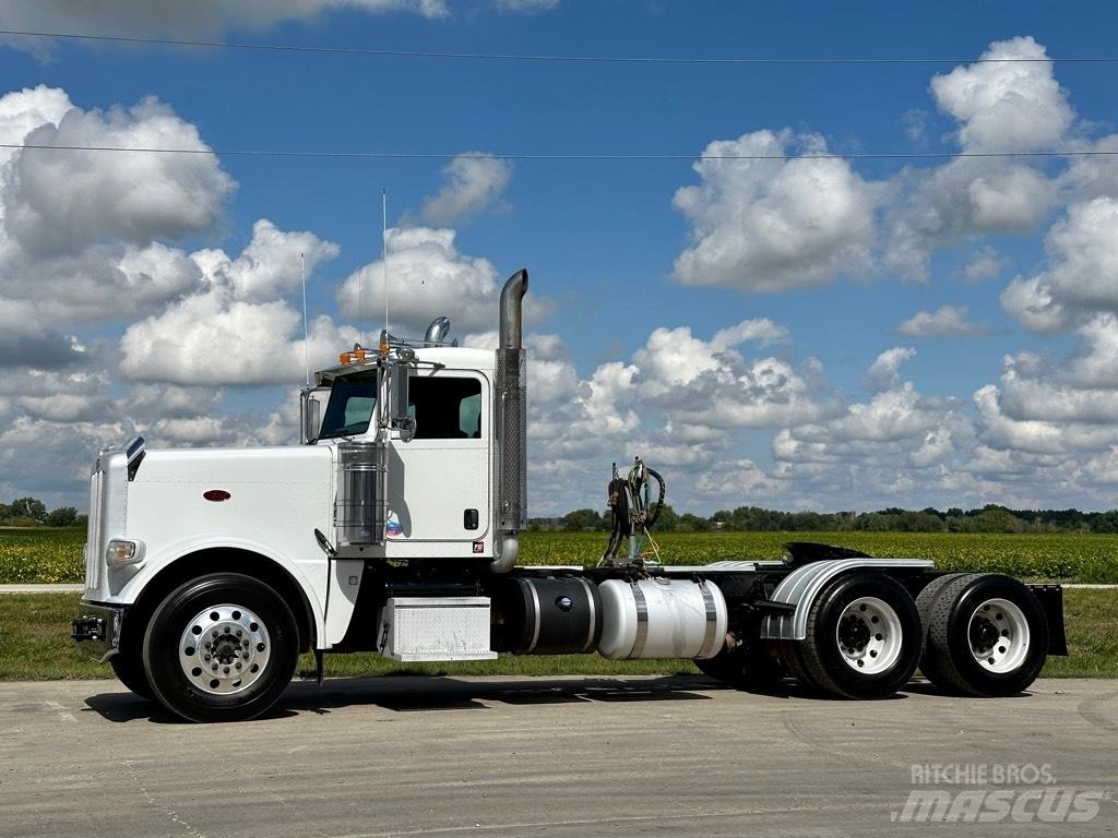 Peterbilt 388 Autotractoare