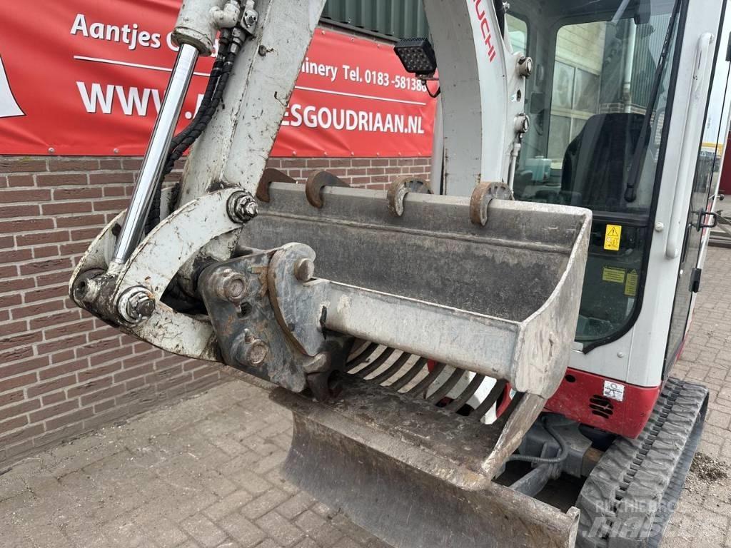 Takeuchi TB216 Mini excavatoare < 7t