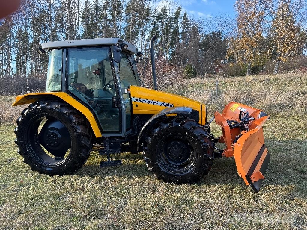 Massey Ferguson 4225 Tractoare