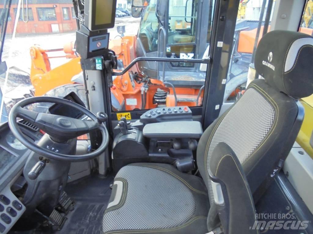 Komatsu WA 470-8 Incarcator pe pneuri