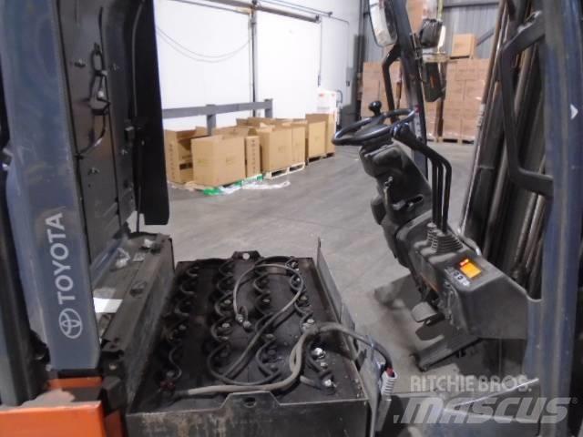 Toyota 8FBE20U Transpaleti autopropulsanti