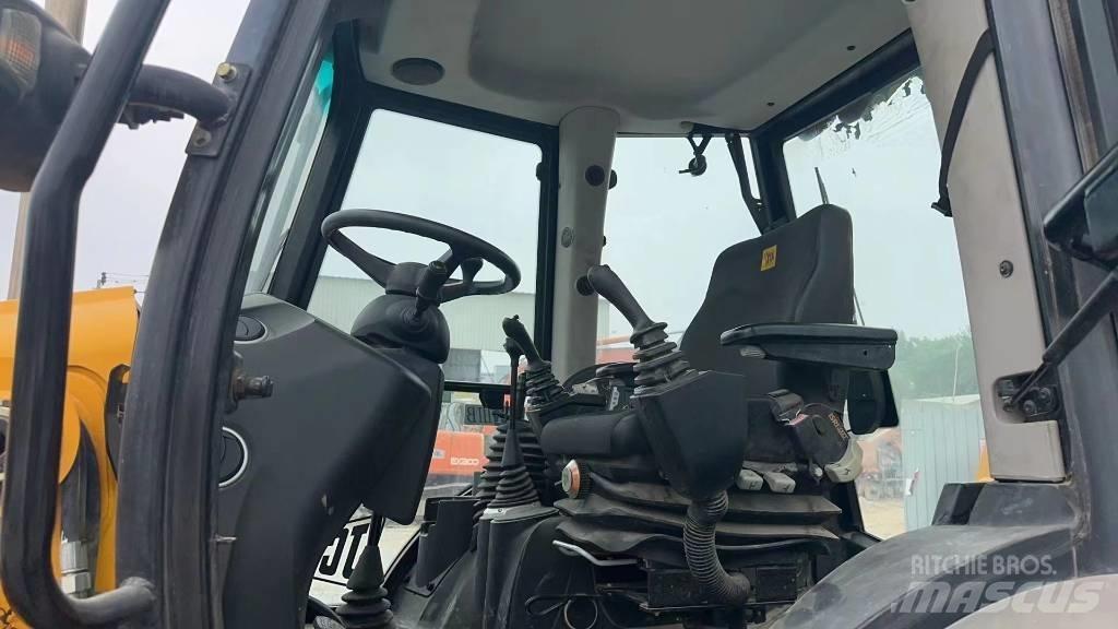 JCB 3CX Buldoexcavatoare