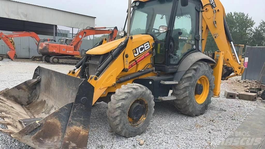 JCB 3CX Buldoexcavatoare