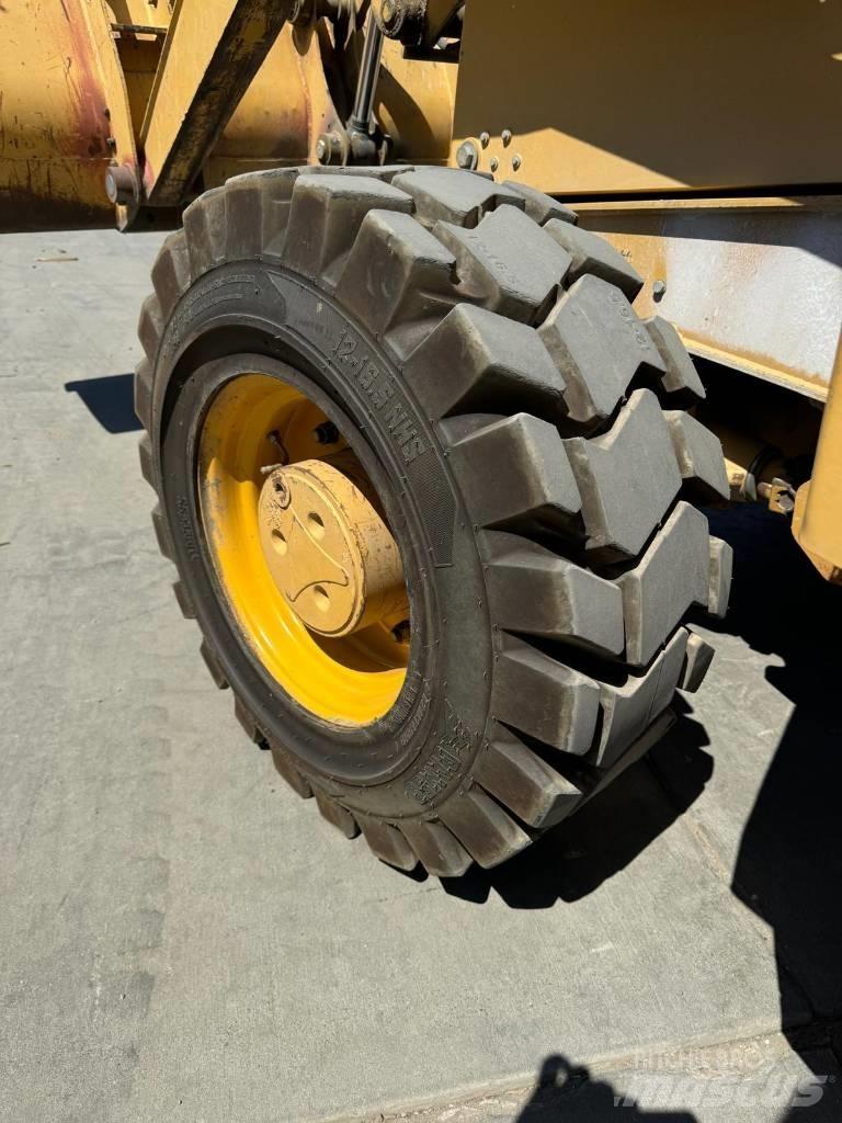 John Deere 310 G Buldoexcavatoare